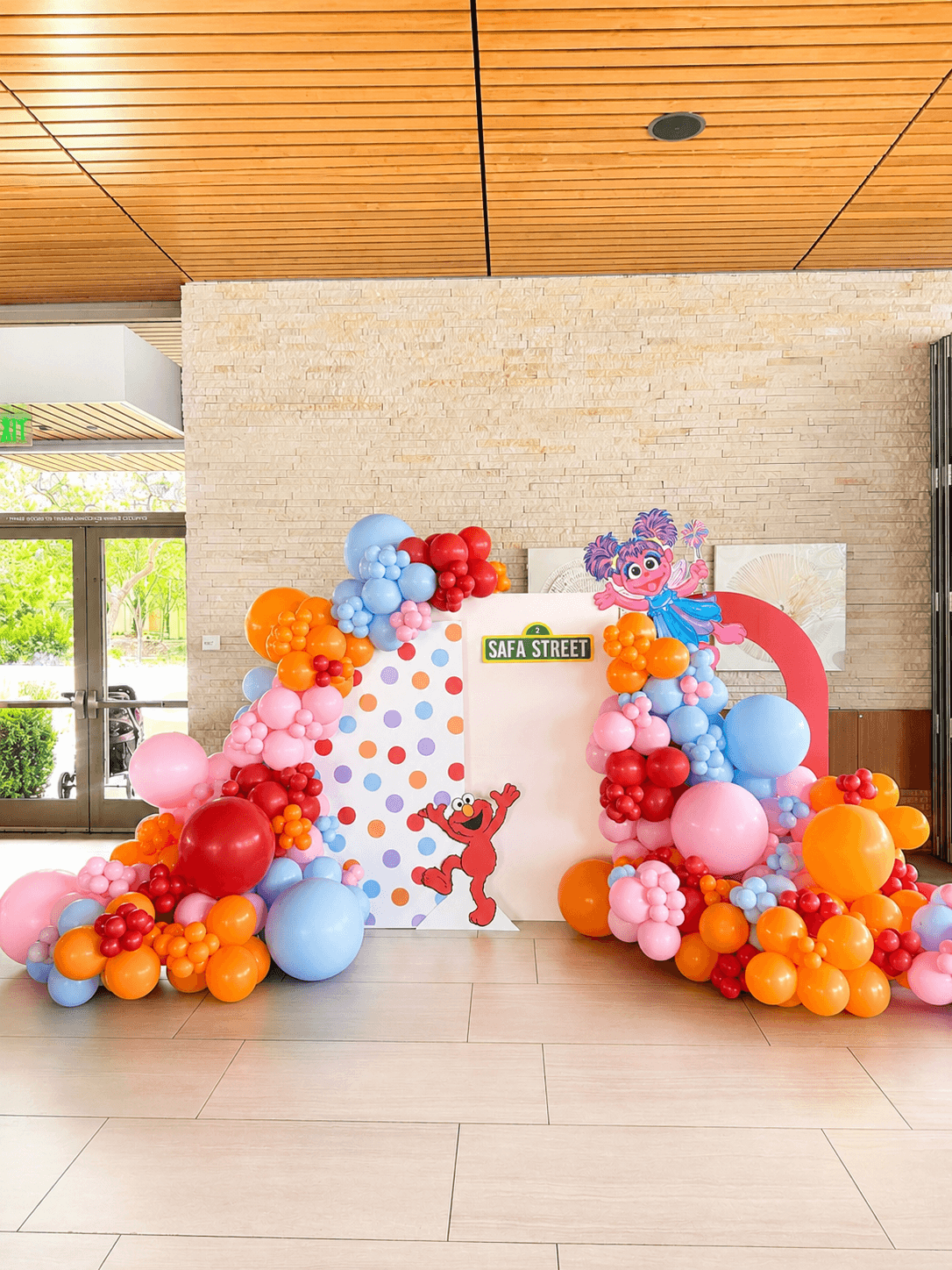 Balloon Decor Installations